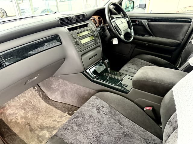2000 Toyota Crown JDM car for sale — photo 5 of 5