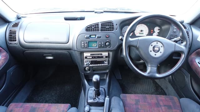 1996 Mitsubishi Lancer Evolution JDM car for sale — photo 8 of 12