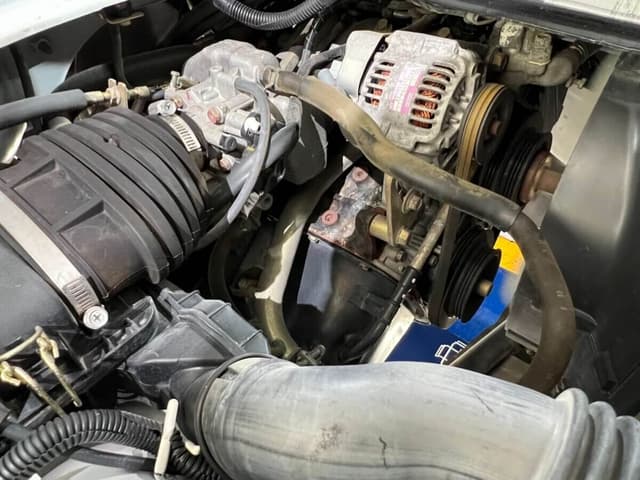 1998 Mitsubishi Minicab JDM car for sale — photo 6 of 6