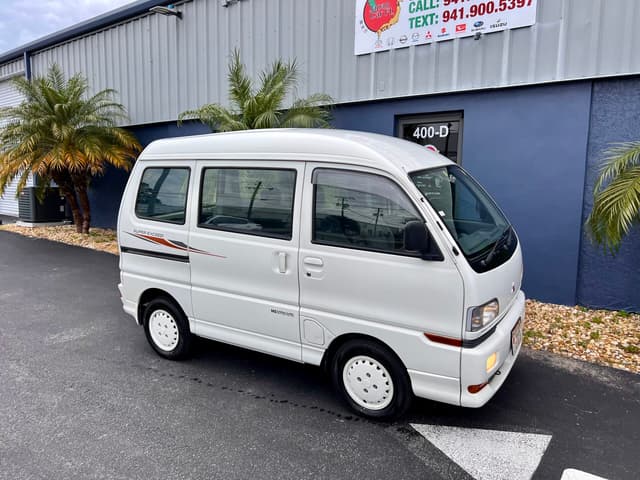 1995 Mitsubishi Bravo Minivan JDM car for sale — photo 4 of 25