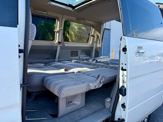 1997 Honda Stepwagon JDM car for sale — photo 18 of 22