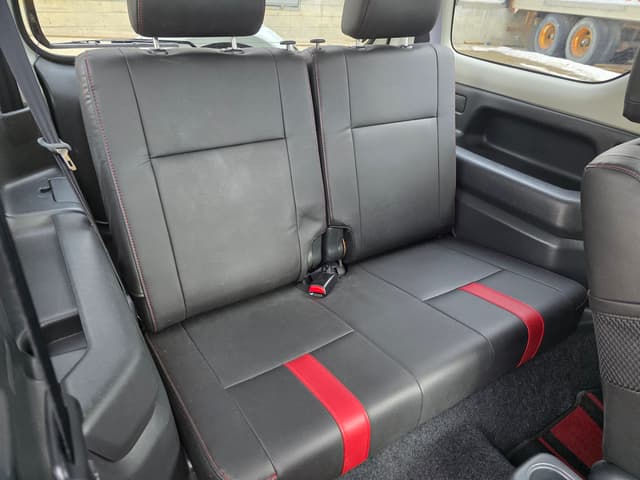 2009 Suzuki Jimny JDM car for sale — photo 11 of 24
