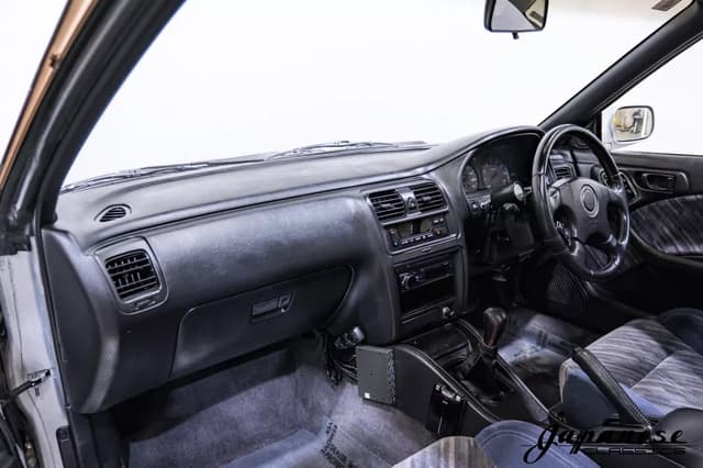 1996 Subaru Legacy JDM car for sale — photo 9 of 25