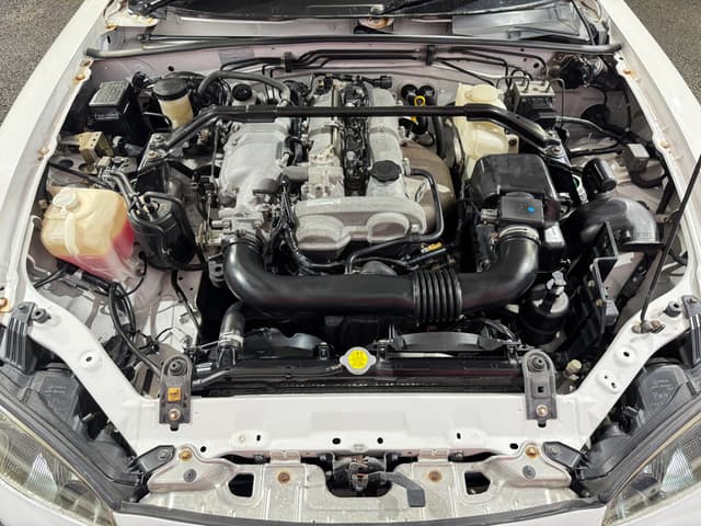 2002 Mazda Roadster (Eunos Roadster / MX-5) JDM car for sale — photo 4 of 25