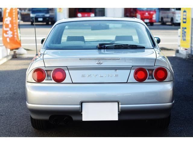 1997 Nissan Skyline JDM car for sale — photo 3 of 20