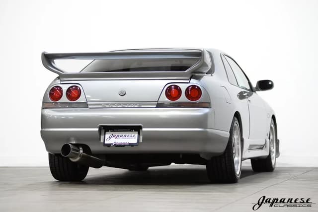 1997 Nissan Skyline JDM car for sale — photo 8 of 25
