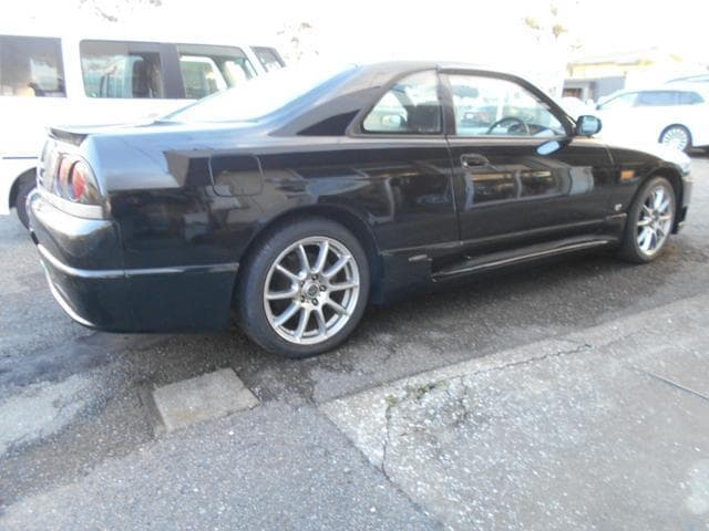 1995 Nissan Skyline JDM car for sale — photo 4 of 20