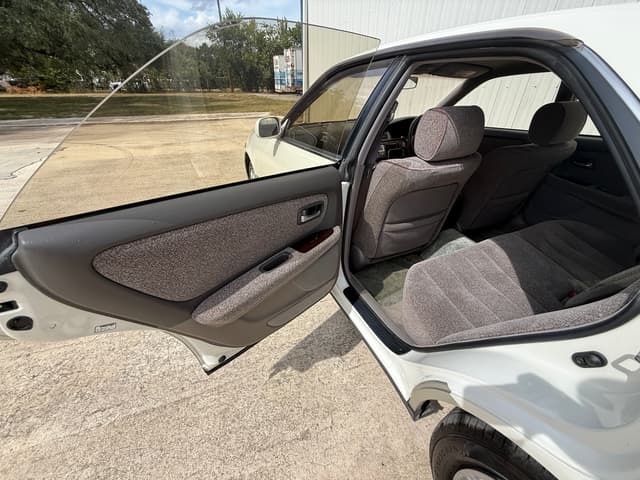 1996 Toyota Mark II JDM car for sale — photo 15 of 21