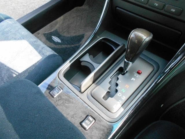 1998 Toyota Aristo JDM car for sale — photo 14 of 20