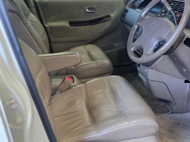 1997 Honda Odyssey JDM car for sale — photo 19 of 25