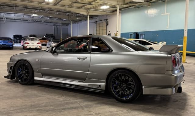 2000 Nissan Skyline JDM car for sale — photo 11 of 25