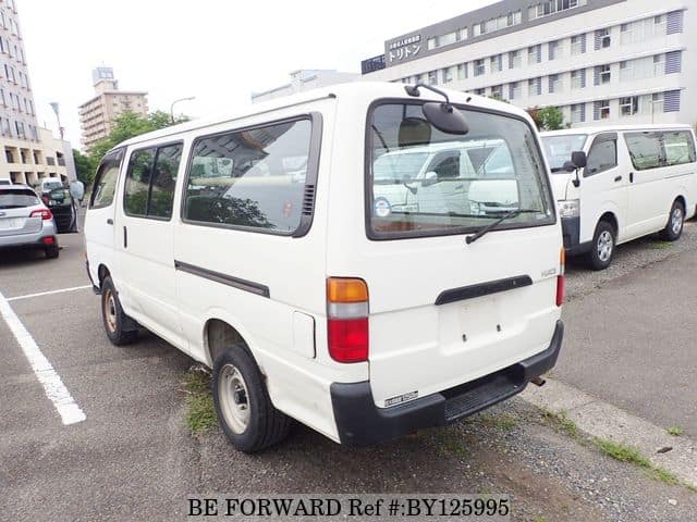 2002 Toyota HiAce JDM car for sale — photo 3 of 25
