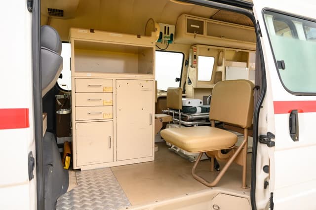 1999 Toyota HiAce JDM car for sale — photo 11 of 20