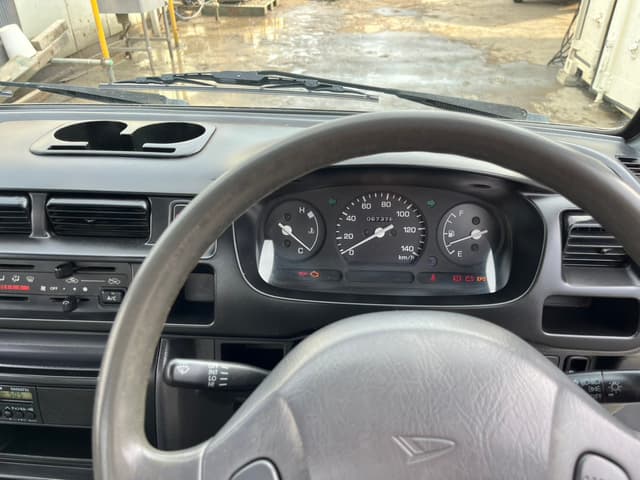 2002 Daihatsu Hijet JDM car for sale — photo 13 of 25