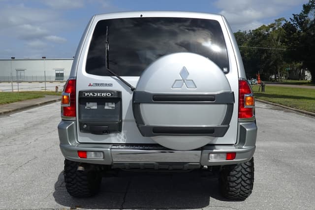 2001 Mitsubishi Pajero JDM car for sale — photo 6 of 20