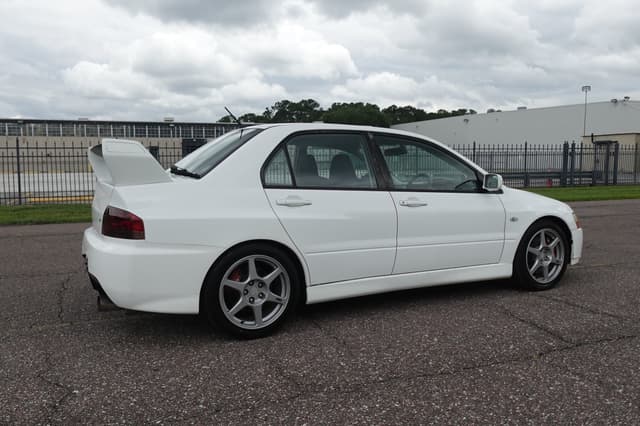 2001 Mitsubishi Lancer Evolution JDM car for sale — photo 6 of 18