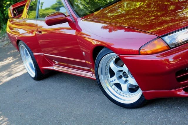 1992 Nissan Skyline JDM car for sale — photo 7 of 25