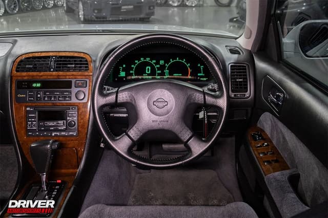 1998 Nissan Cedric JDM car for sale — photo 3 of 25