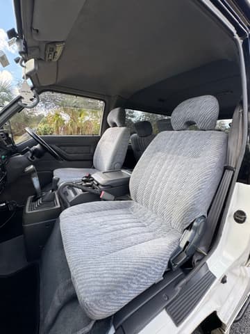 1994 Mitsubishi Delica JDM car for sale — photo 18 of 25