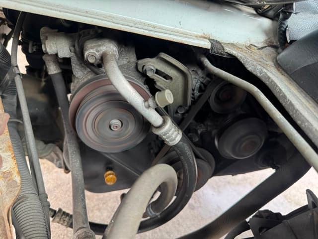 2001 Daihatsu Hijet JDM car for sale — photo 11 of 12