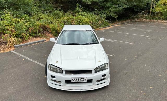 1998 Nissan Skyline JDM car for sale — photo 7 of 11