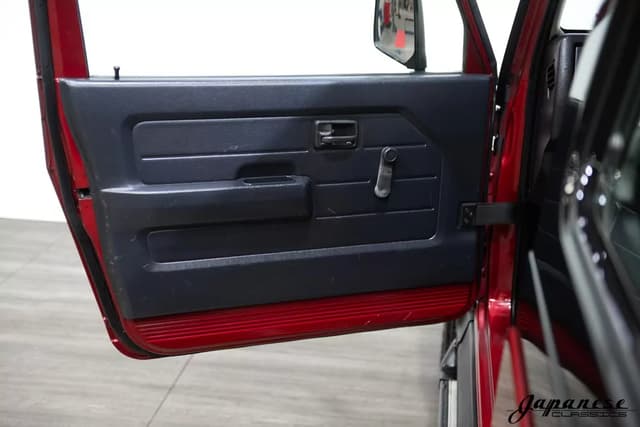 1996 Suzuki Jimny JDM car for sale — photo 17 of 25
