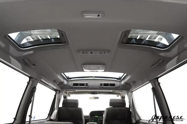 1995 Toyota HiAce JDM car for sale — photo 21 of 25