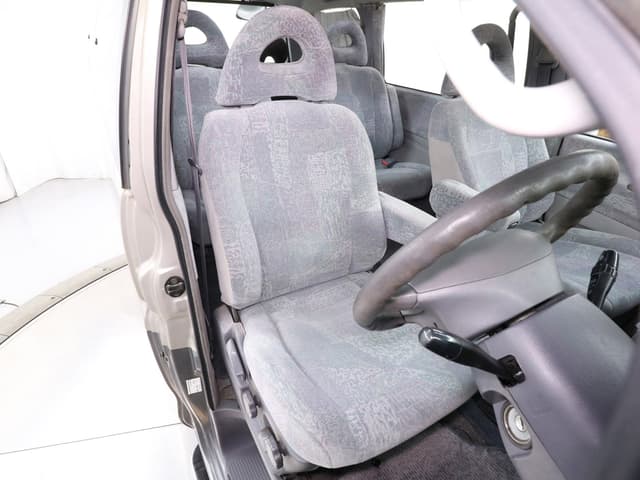 1997 Mitsubishi Delica JDM car for sale — photo 16 of 25