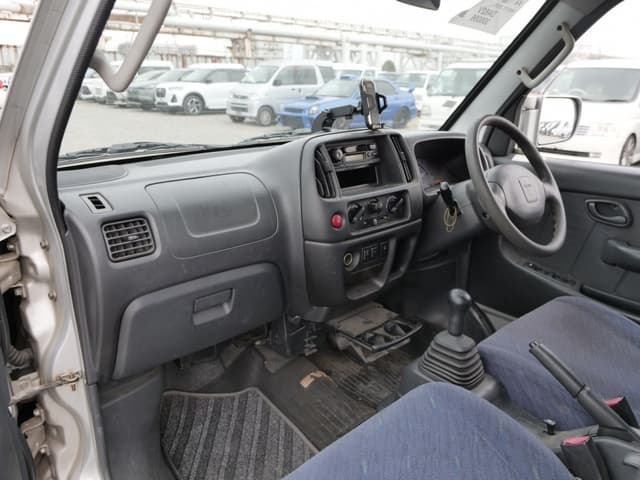 2001 Suzuki Every JDM car for sale — photo 22 of 25