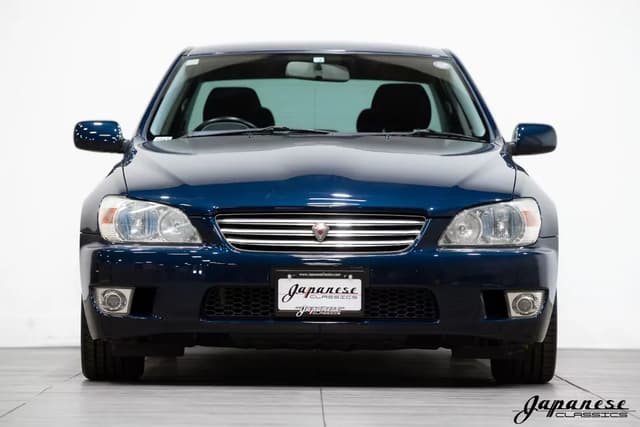 2000 Toyota Altezza JDM car for sale — photo 2 of 25