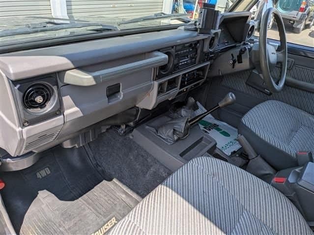 1992 Toyota Land Cruiser JDM car for sale — photo 5 of 25