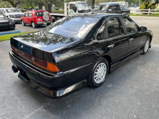 1990 Nissan Cefiro JDM car for sale — photo 7 of 17