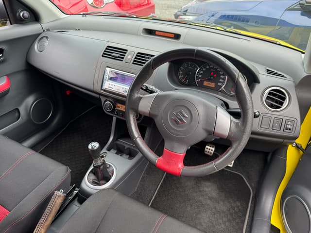 2005 Suzuki Swift JDM car for sale — photo 4 of 20