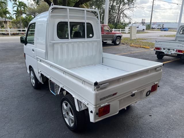 1997 Daihatsu Hijet JDM car for sale — photo 5 of 18