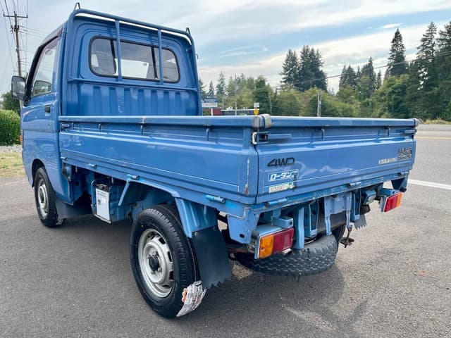 1995 Daihatsu Hijet JDM car for sale — photo 10 of 25