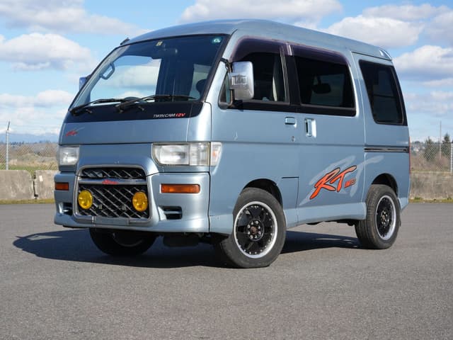 1998 Daihatsu Atrai JDM car for sale — photo 2 of 10