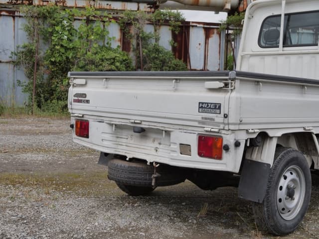 2000 Daihatsu Hijet JDM car for sale — photo 19 of 25