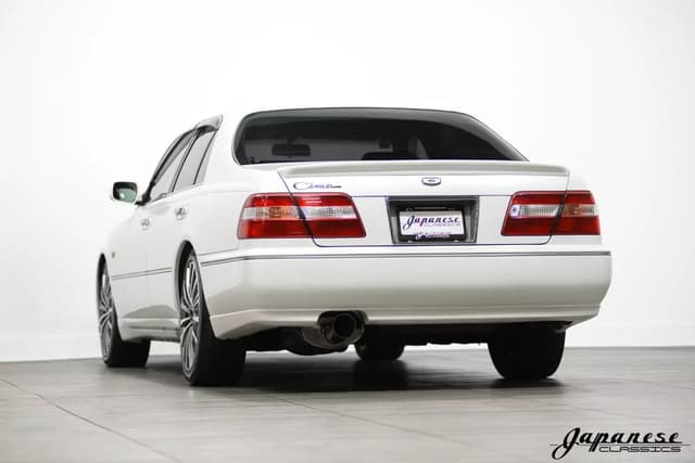 1997 Nissan Cima JDM car for sale — photo 6 of 25