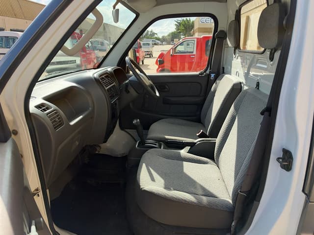 2000 Suzuki Carry JDM car for sale — photo 15 of 17