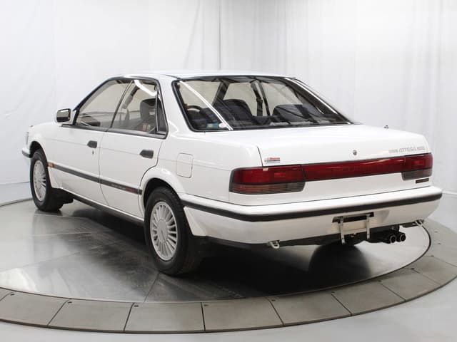 1987 Nissan Bluebird JDM car for sale — photo 5 of 25