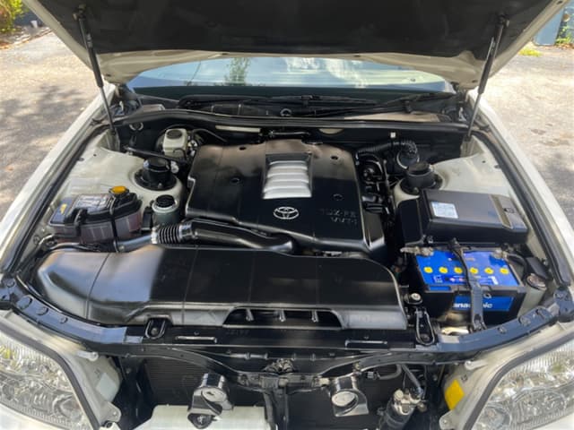 1998 Toyota Celsior JDM car for sale — photo 15 of 17