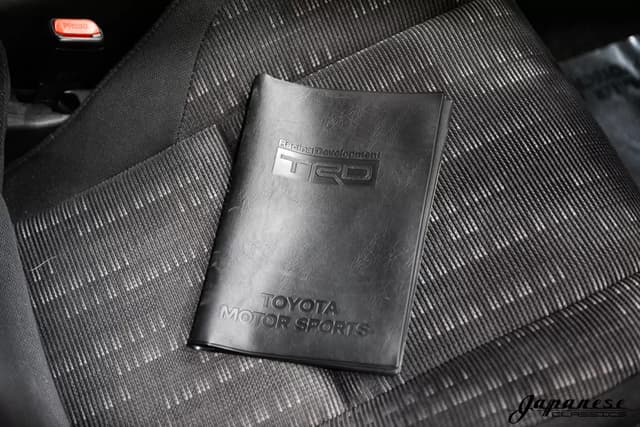 1998 Toyota Altezza JDM car for sale — photo 15 of 25