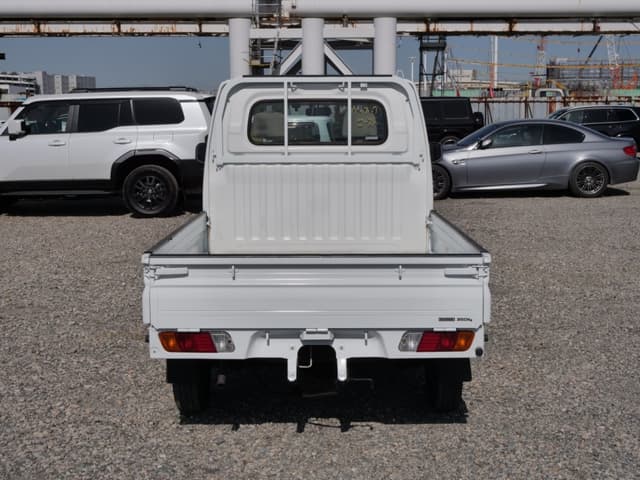 2001 Mitsubishi Minicab JDM car for sale — photo 6 of 25