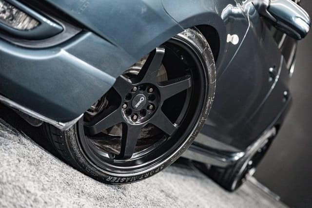 2009 Mazda Axela JDM car for sale — photo 3 of 19