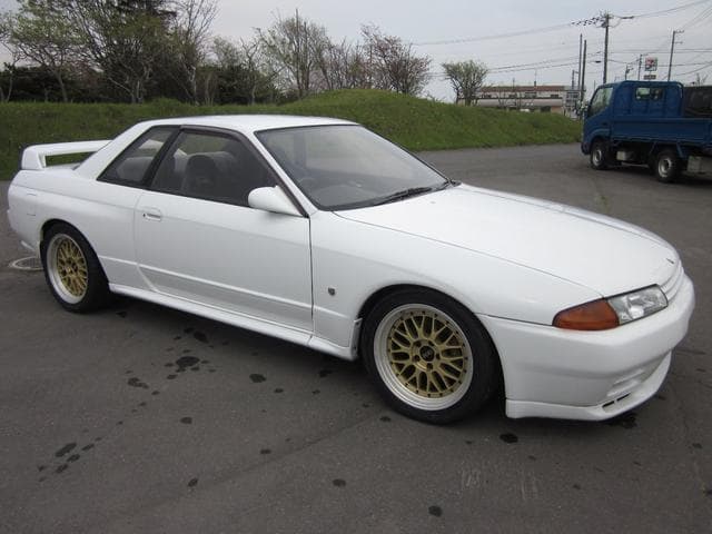1995 Nissan Skyline JDM car for sale — photo 4 of 25