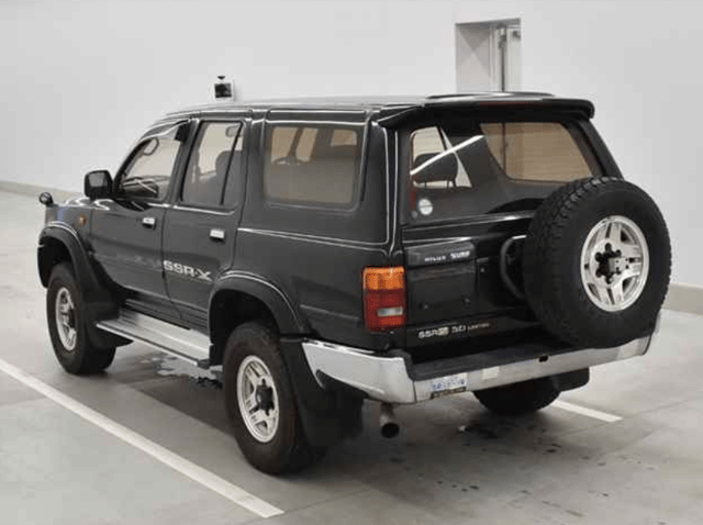 1995 Toyota Hilux Surf JDM car for sale — photo 2 of 3