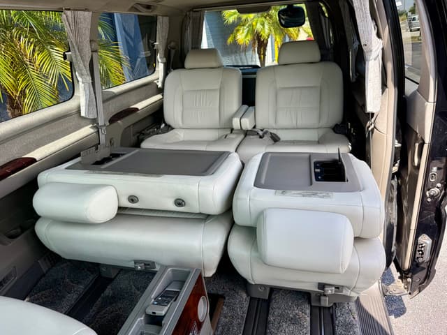 1999 Nissan Elgrand JDM car for sale — photo 22 of 25