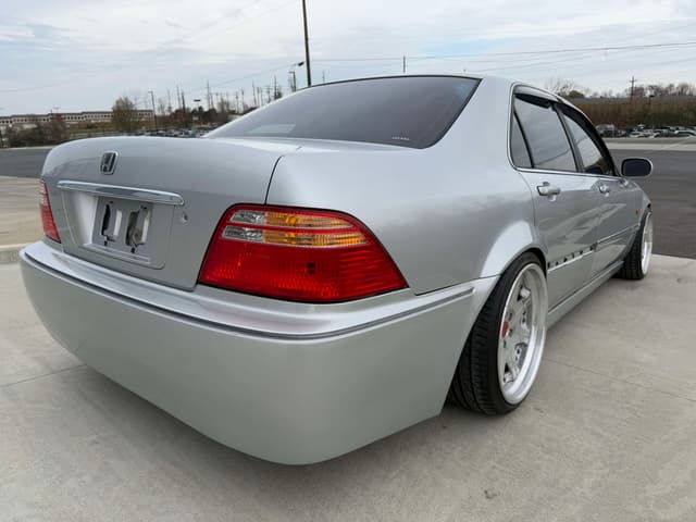 1998 Honda Legend JDM car for sale — photo 4 of 24