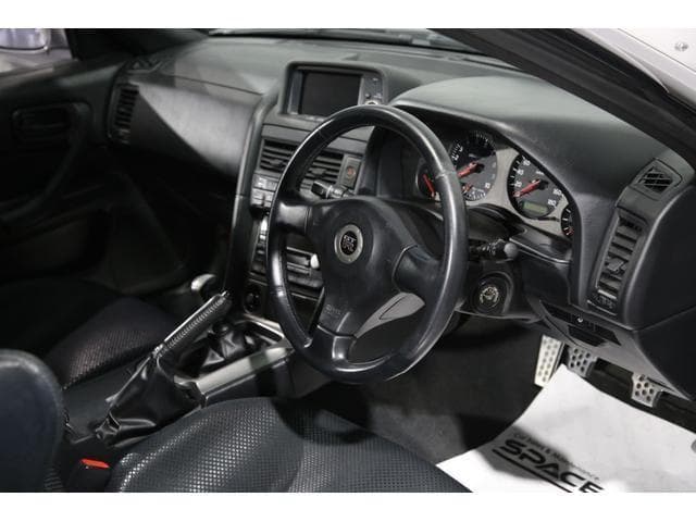 2001 Nissan Skyline JDM car for sale — photo 8 of 16