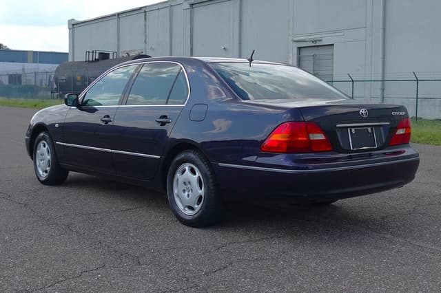 2000 Toyota Celsior JDM car for sale — photo 8 of 18